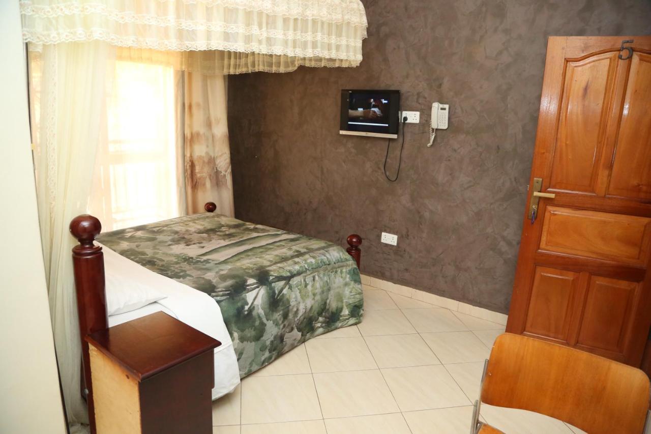 Harts Motel Kampala Luaran gambar