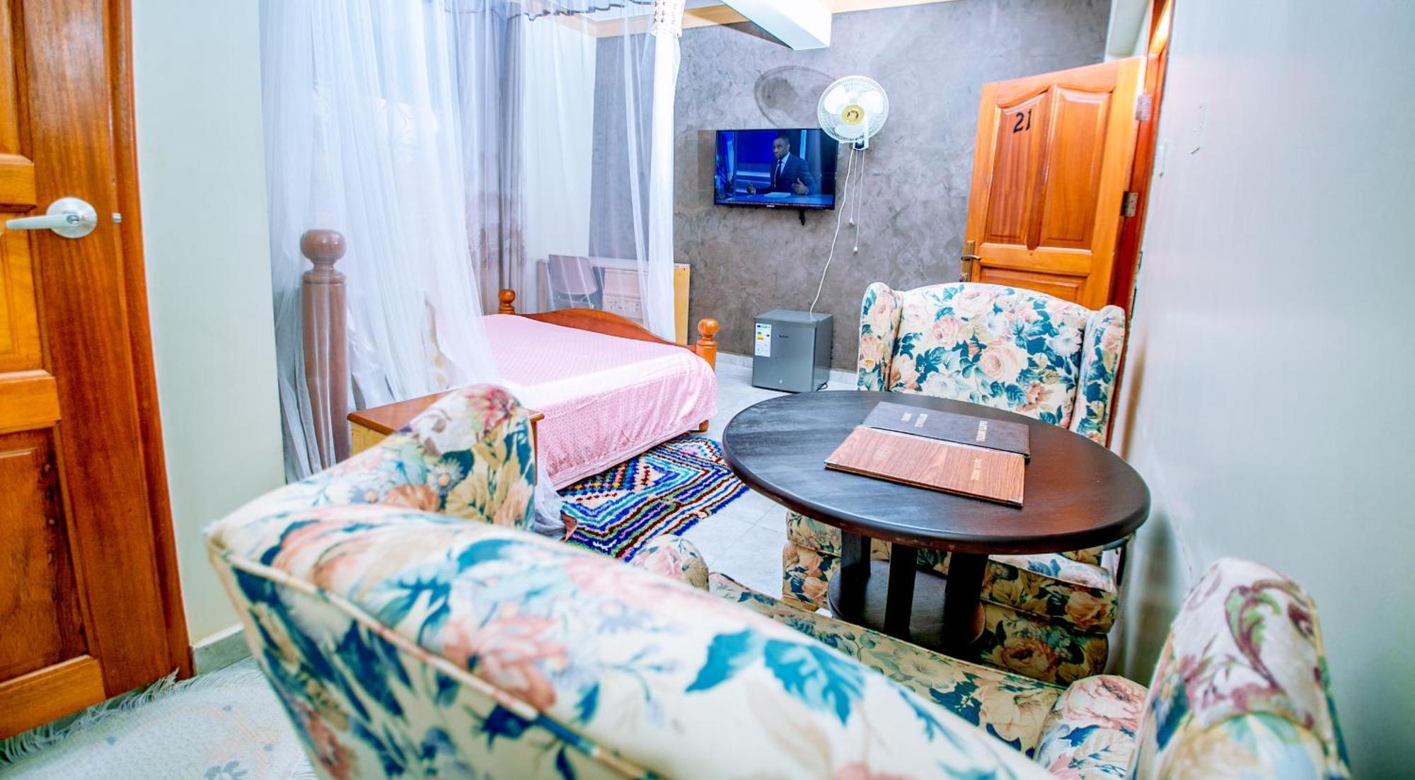 Harts Motel Kampala Luaran gambar